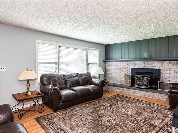 2nd image of 9234 Jane Ave
