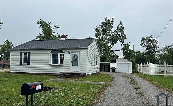 2 bed, 800 sqft, $875 — Photo 2