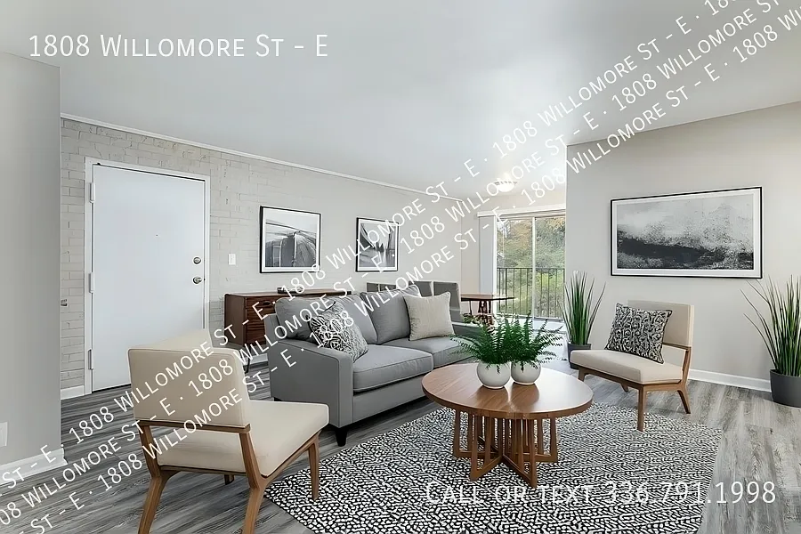 1808 Willow