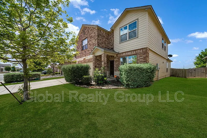 Building Photo - 10426 Rosalina Loop
