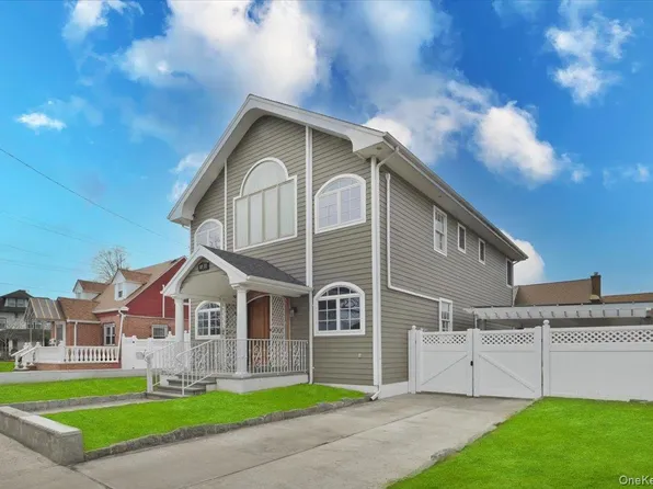 10-11 Bay 24th Street, Far Rockaway, NY 11691