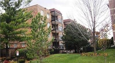 1st image of 467 Hiawatha Trl APT 212-3A
