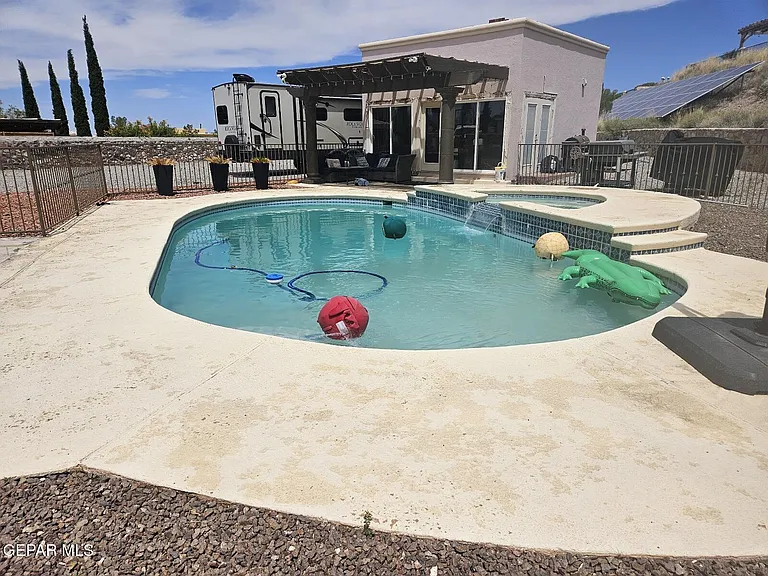 1413 Arrow Ridge Way — Photo 43