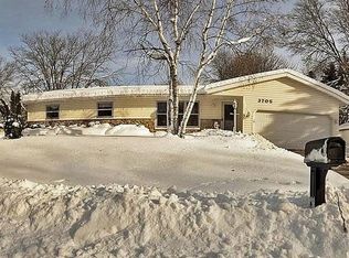 3705 Valley Ridge Rd, Middleton, WI 53562