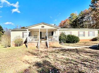 2211 Dryburg Rd, Scottsburg, VA 24589