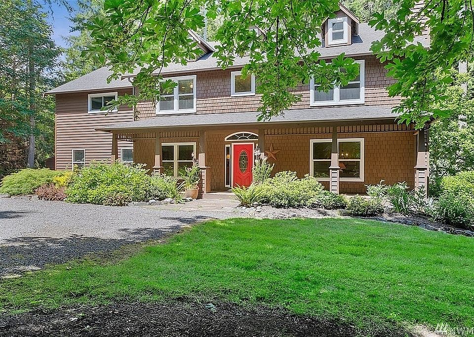 1st image of 13990 Hidden Heights Ln NE