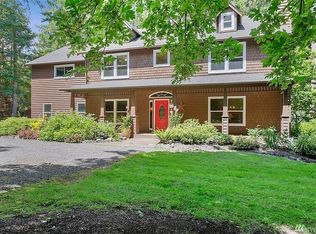 13990 Hidden Heights Ln NE, Bainbridge Island, WA 98110