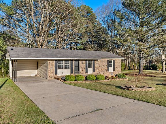 2nd image of 105 Federer St