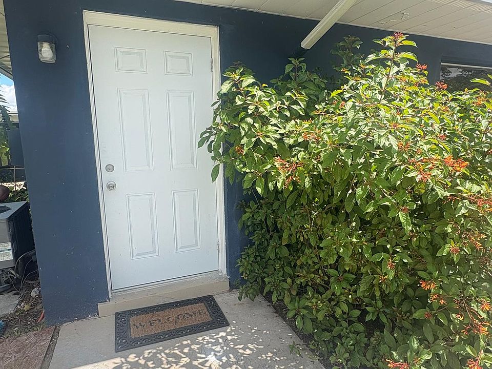 1st image of 403 Hollywood St