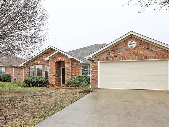 2nd image of 1709 McGarry Ln