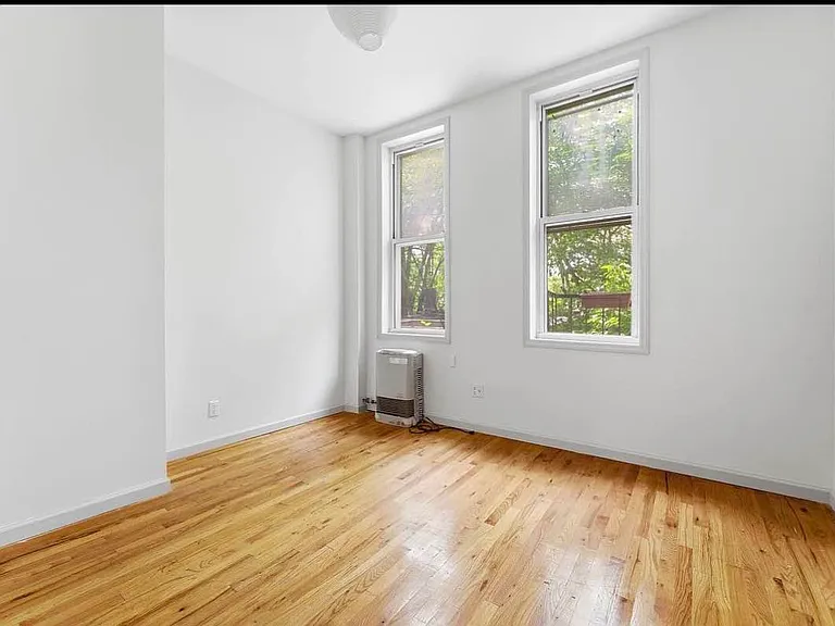 169 Troutman St #2L — Photo 1