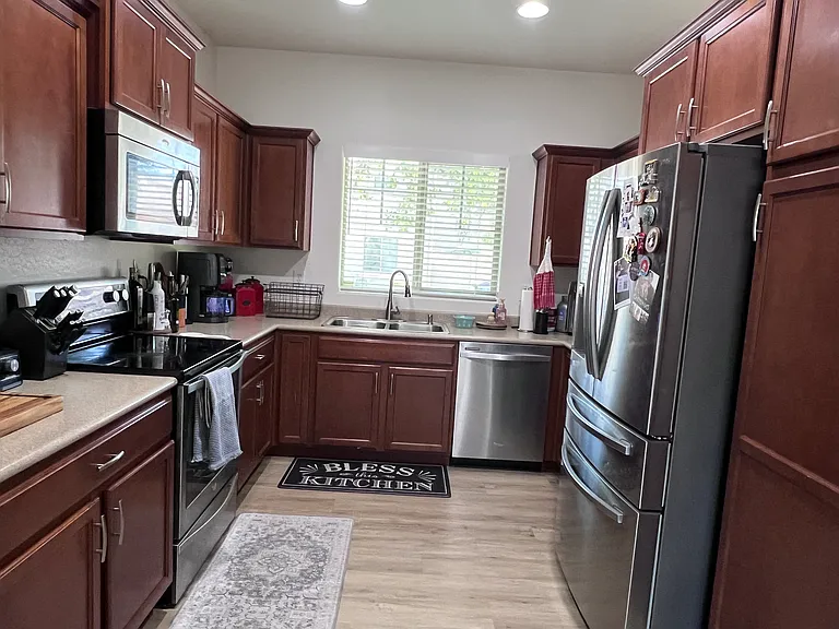 2170 W Scully Dr — Photo 4