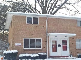 101 Woodhill Dr, Rochester, NY 14616