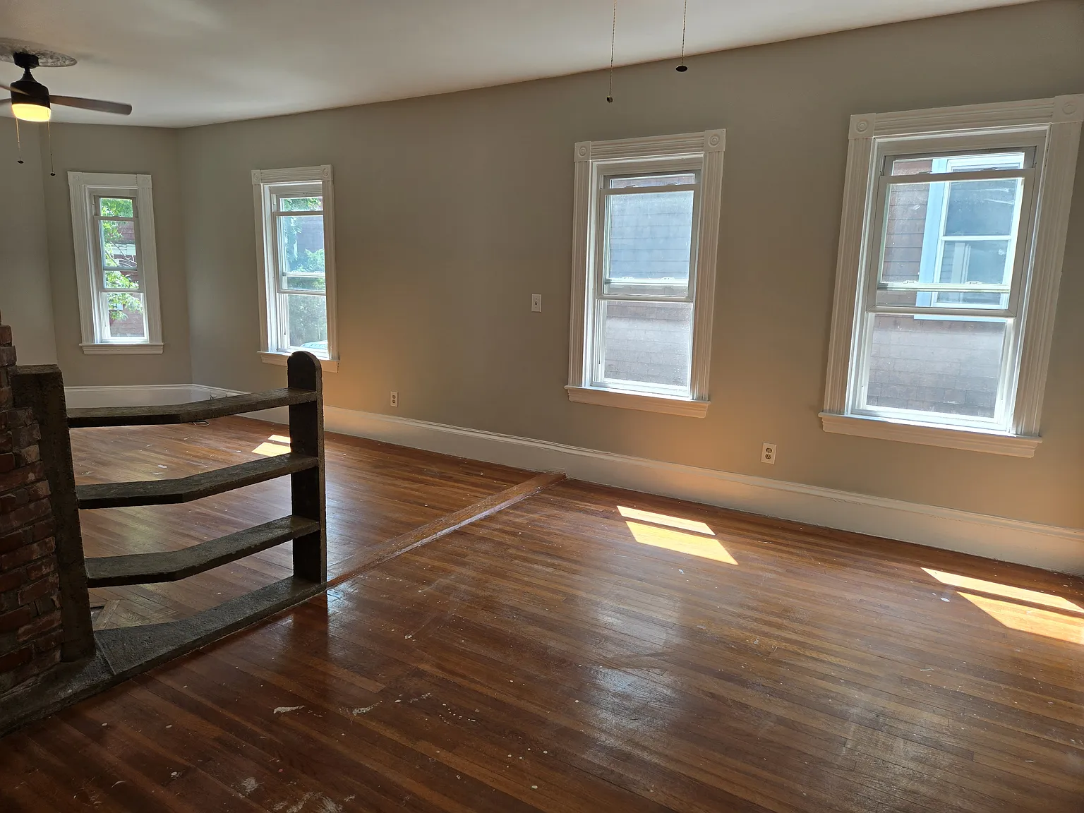 3 bed, 1200 sqft, $3,600 — Photo 3