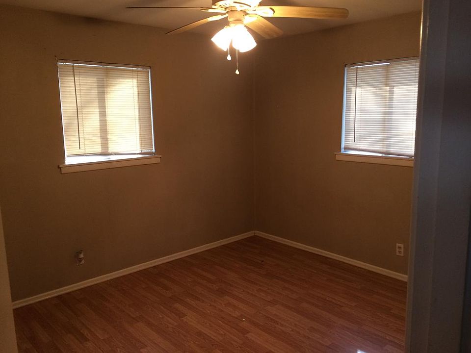 2nd image of 230 Shellwood Dr