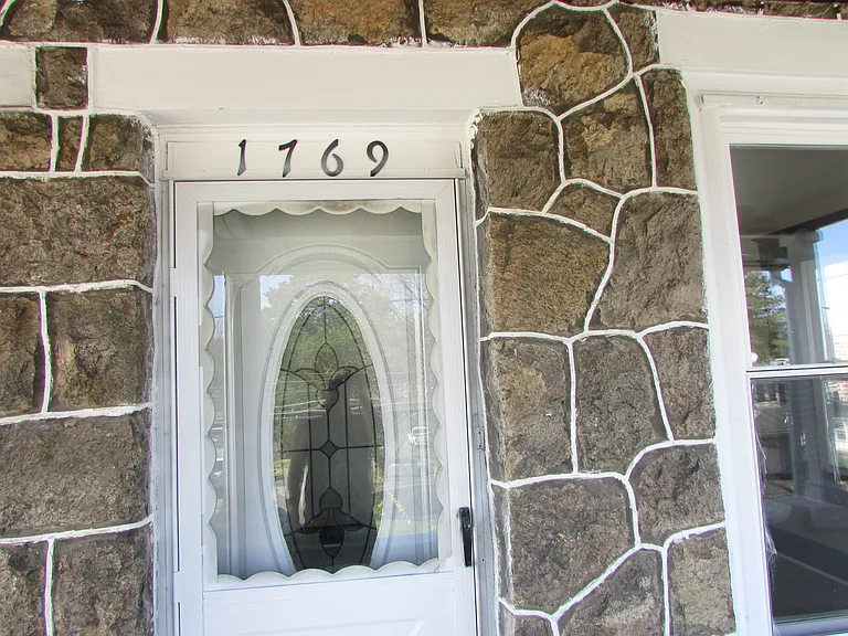 1769 Broadway — Photo 22