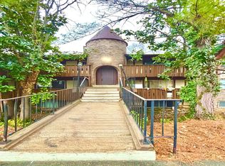 1212 Camelot Dr, Atlanta, GA 30349