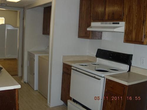 4th image of 4419 Allentown St