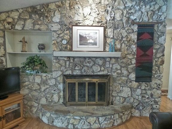 5th image of 280 Queensberry Ct