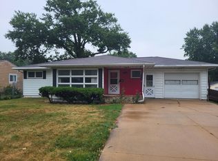 1809 E Ridgeway Ave, Waterloo, IA 50702