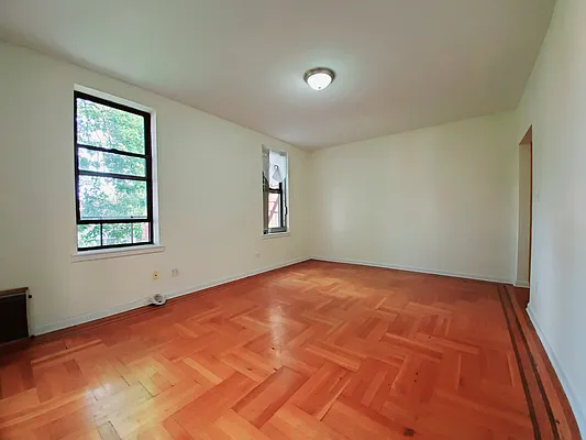 Rented by New York Dwellings LLC | media 8