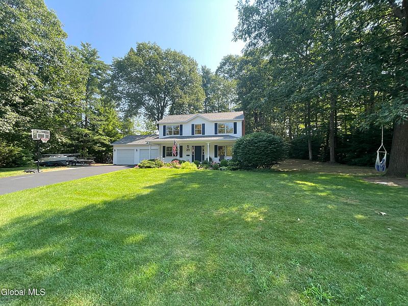 2nd image of 34 Iris Avenue
