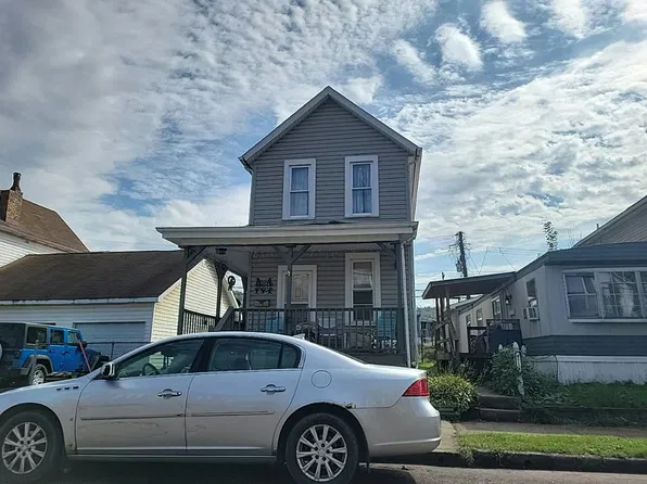 1712 Commerce St, Wellsville, OH 43968