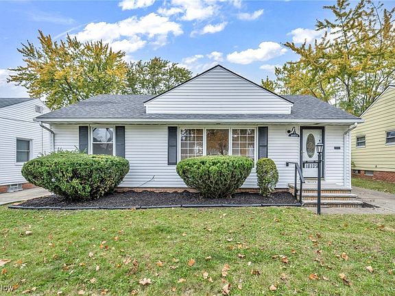 2nd image of 18305 Garden Blvd