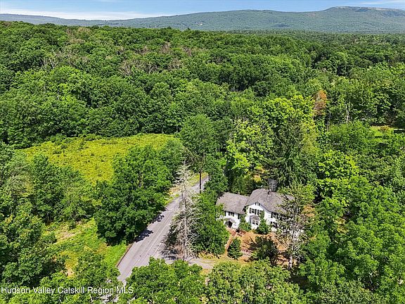4th image of 148 Quannacut Road