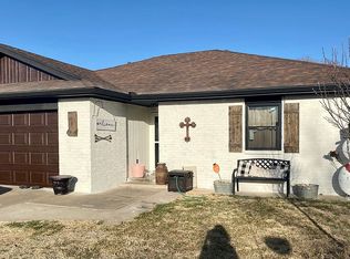 1901 Cherokee Trl, Dalhart, TX 79022