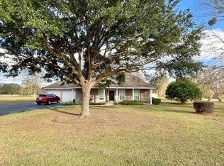 1 Stanton Dr, Picayune, MS 39466