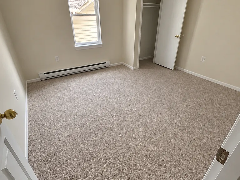 324-326 Eicher Ave #324 — Photo 10