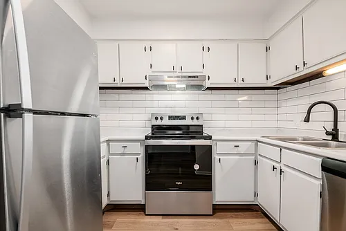4445 Mobile Dr Photo 1