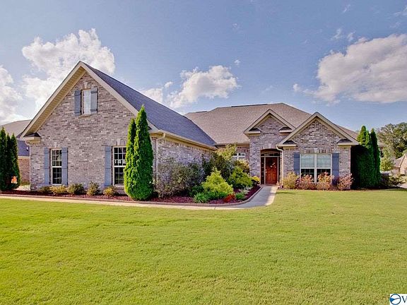 3rd image of 4811 Pine Brook Ct SE
