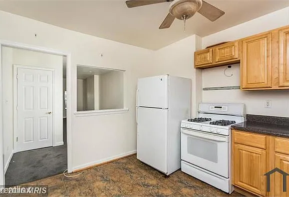 2 bed, $1,400 — Photo 3