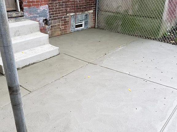 3rd image of 454 N Salford St