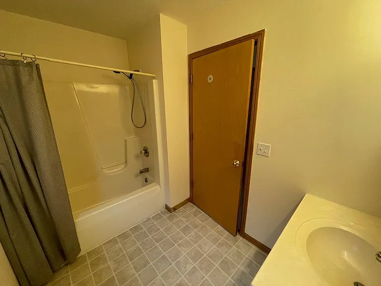 321 S Garfield Ave #B — Photo 6