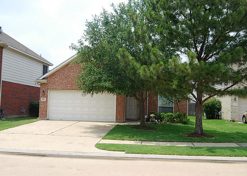 1st image of 9215 Bonnet Creek Dr