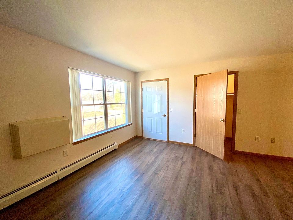 Hilltop Apartments 625 E Chesak Ave Edgar WI Zillow