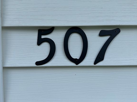 2nd image of 507 Gentry St