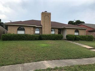 3213 Willowglen Dr, Mesquite, TX 75150