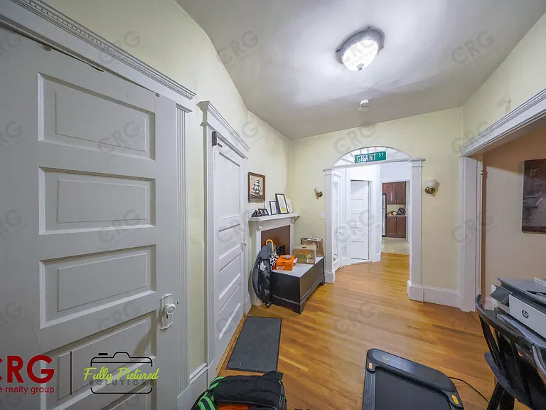 65 Olcott St #1 — Photo 15