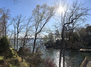 14176 Dogwood Rd, Athens, AL 35611