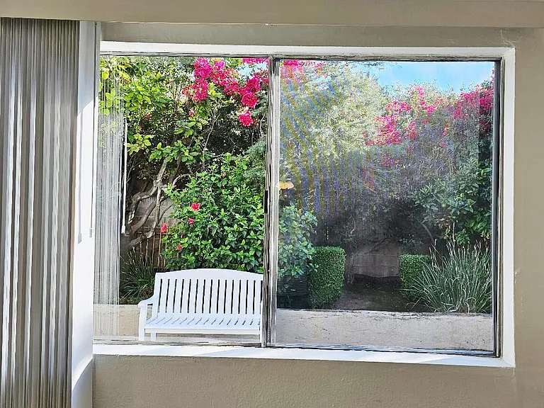 Pomona Ave — Photo 14