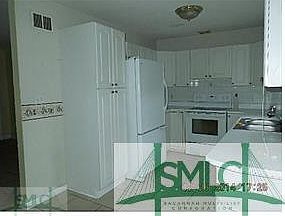 4th image of 1311 E 71st St