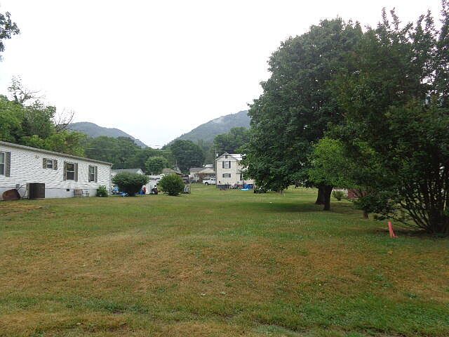 1st image of 18?? Birch Ave