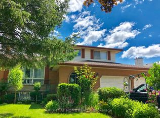 6807 Corwin Cres, Niagara Falls, ON L2G 2M8