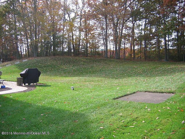 2nd image of 6 Knollcrest Dr