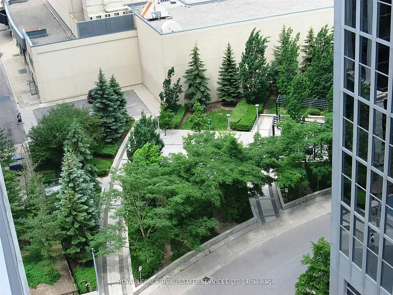 4978 Yonge St #1612 — Photo 19