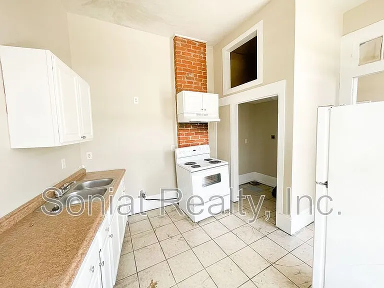 1438 N Villere St — Photo 11